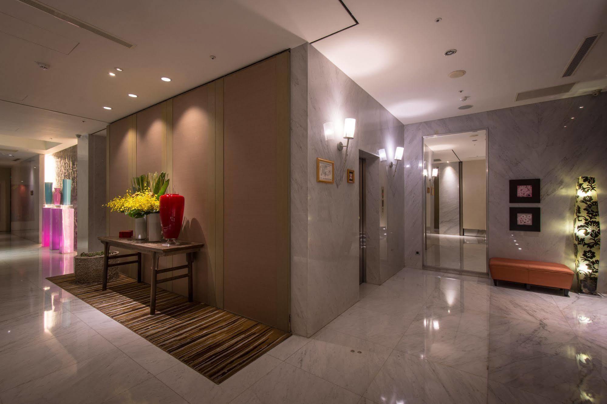 Grandee Taipei Resort Bagian luar foto